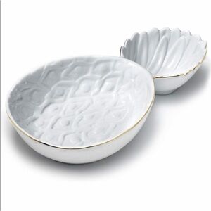 Lilly Pulitzer White Gold Rim Porcelain 15"L Glazed Pineapple Serving Bowl NWOT